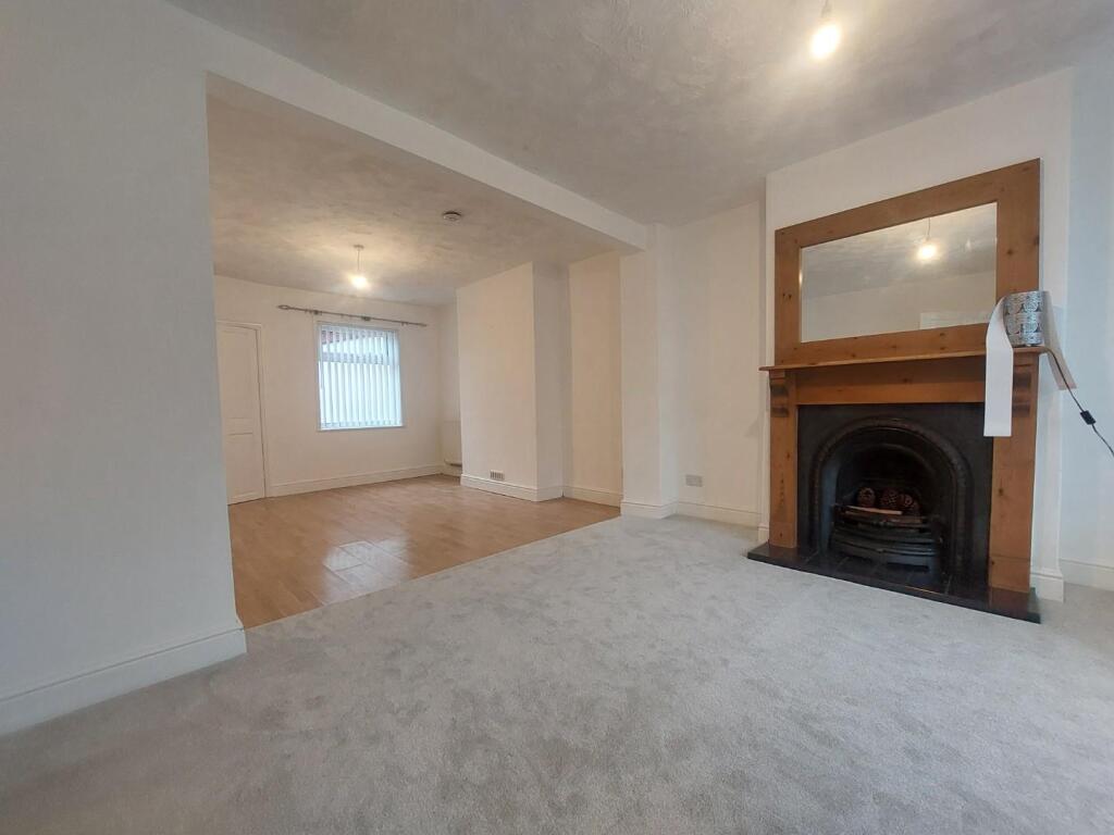 House in Shavington - View 3