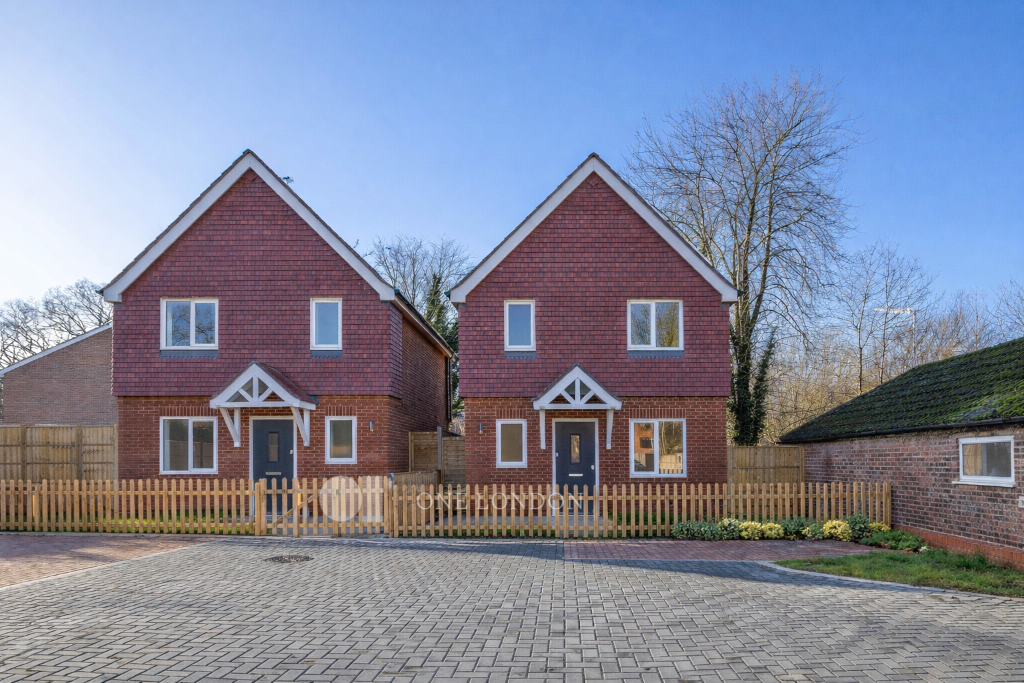 Main image of property: Blacksmiths Lodge, Lindford, Hampshire, GU35
