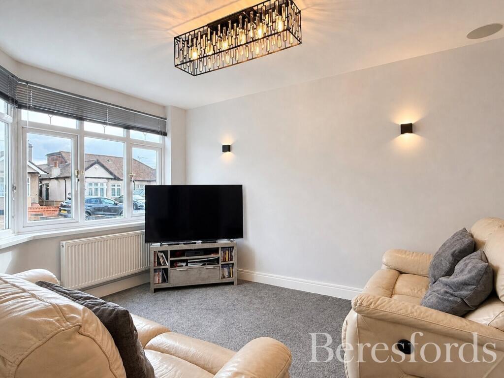 House in Rainham, New Cottages - View 2