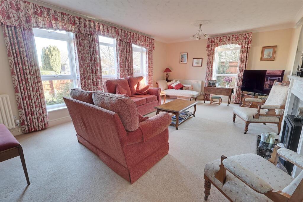Barnhay, Churchdown, Gloucester photo 4