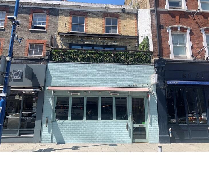 Main image of property: 32 Putney High Street, London, SW15 1SQ