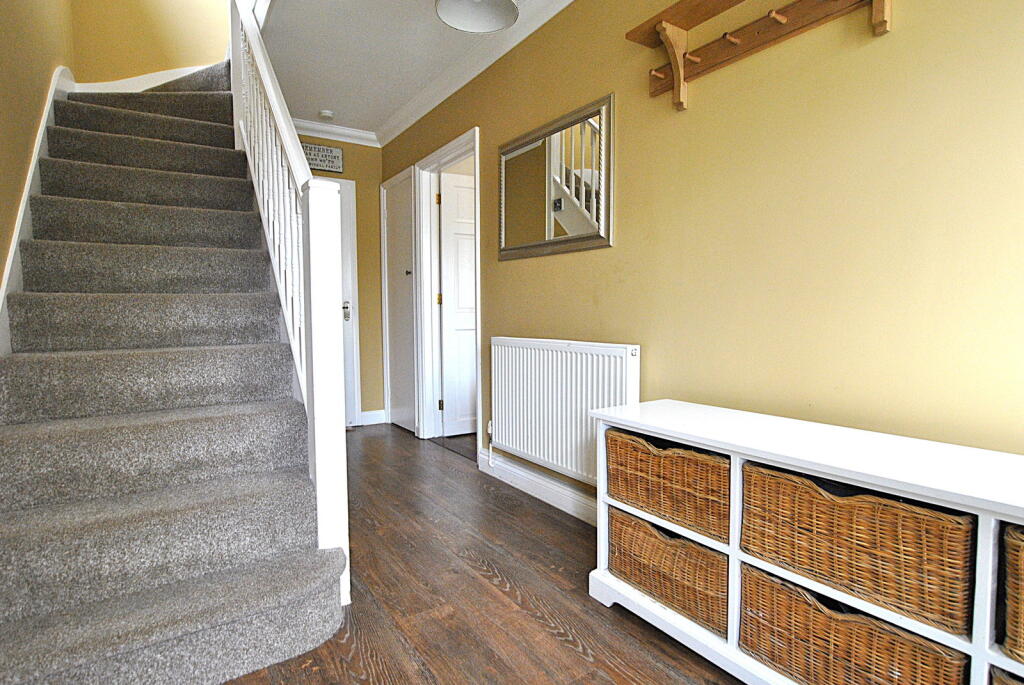 Barton Drive, Kedington, Haverhill, CB9 7PS - View 5