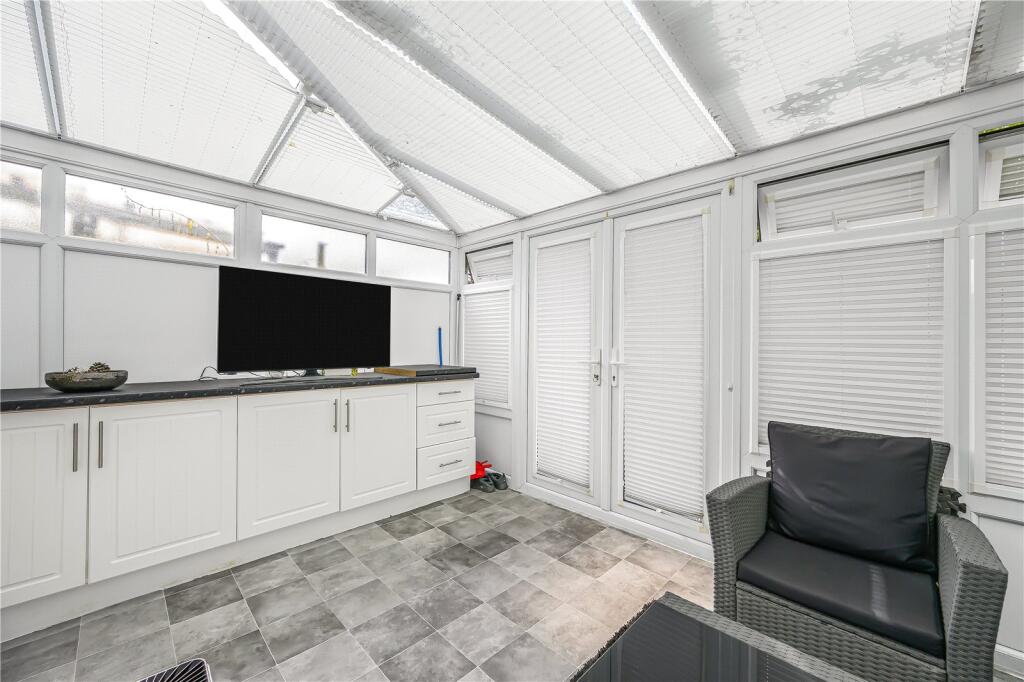 House in Dagenham - View 5