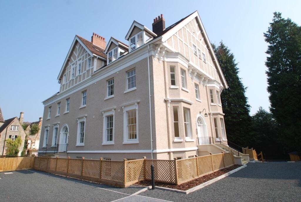 Main image of property: Ivydene, 57 Albert Road North, Malvern, Worcestershire, WR14 3AB