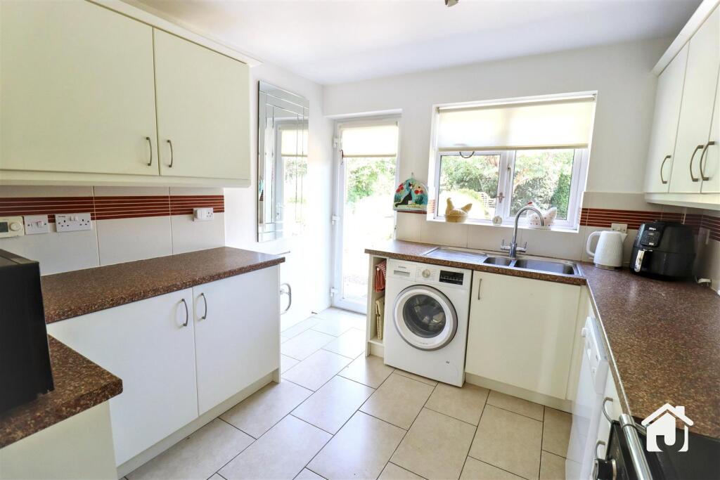 Fairhaven Road, Anstey, Leicestershire photo 4