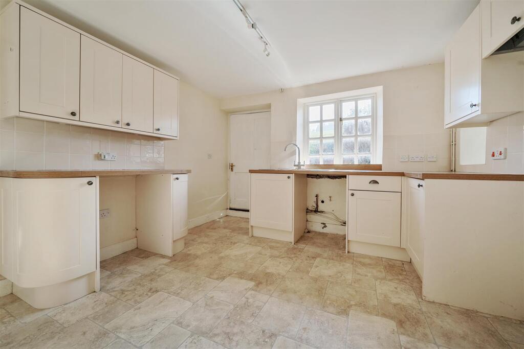 West Morden, Wareham photo 2
