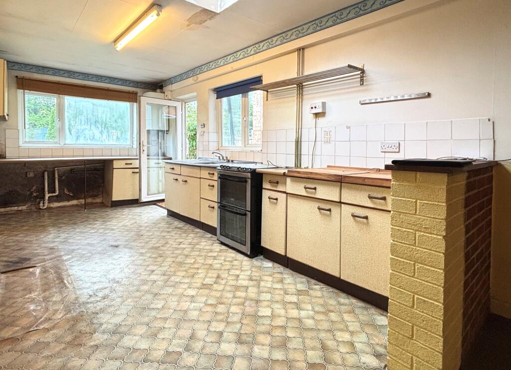 House in Gloucester, Gloucestershire - View 5