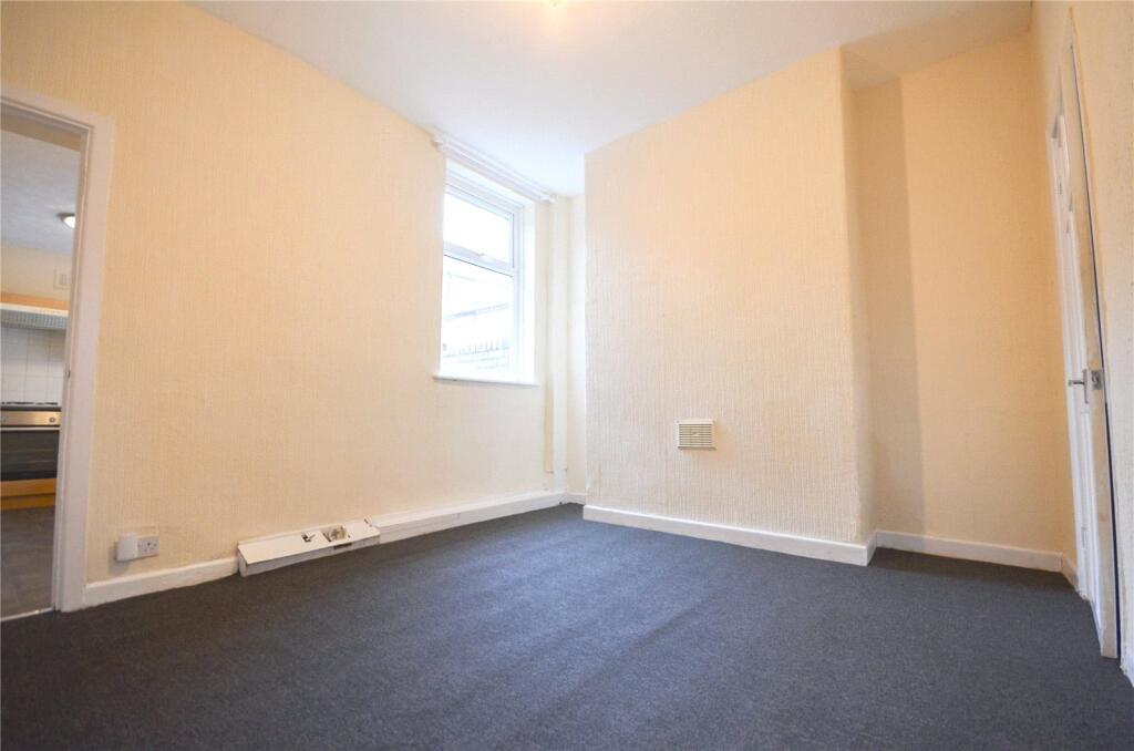 House in Manchester, Greater Manchester - More