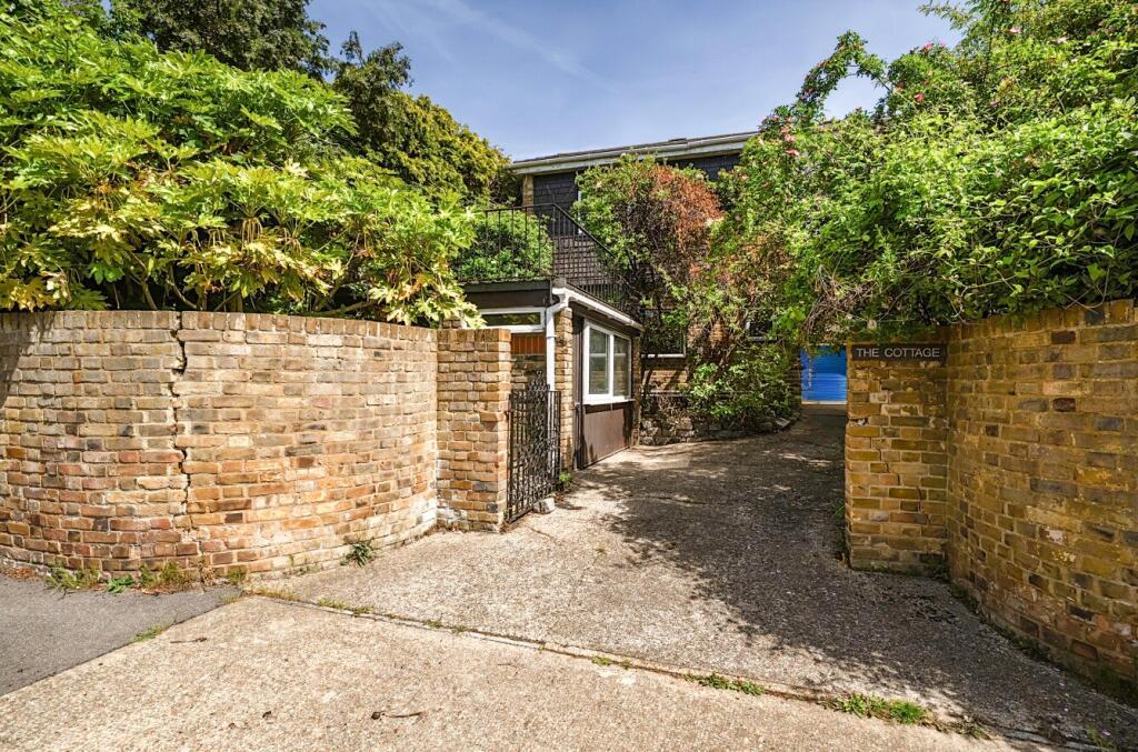 Main image of property: Round Hill, London