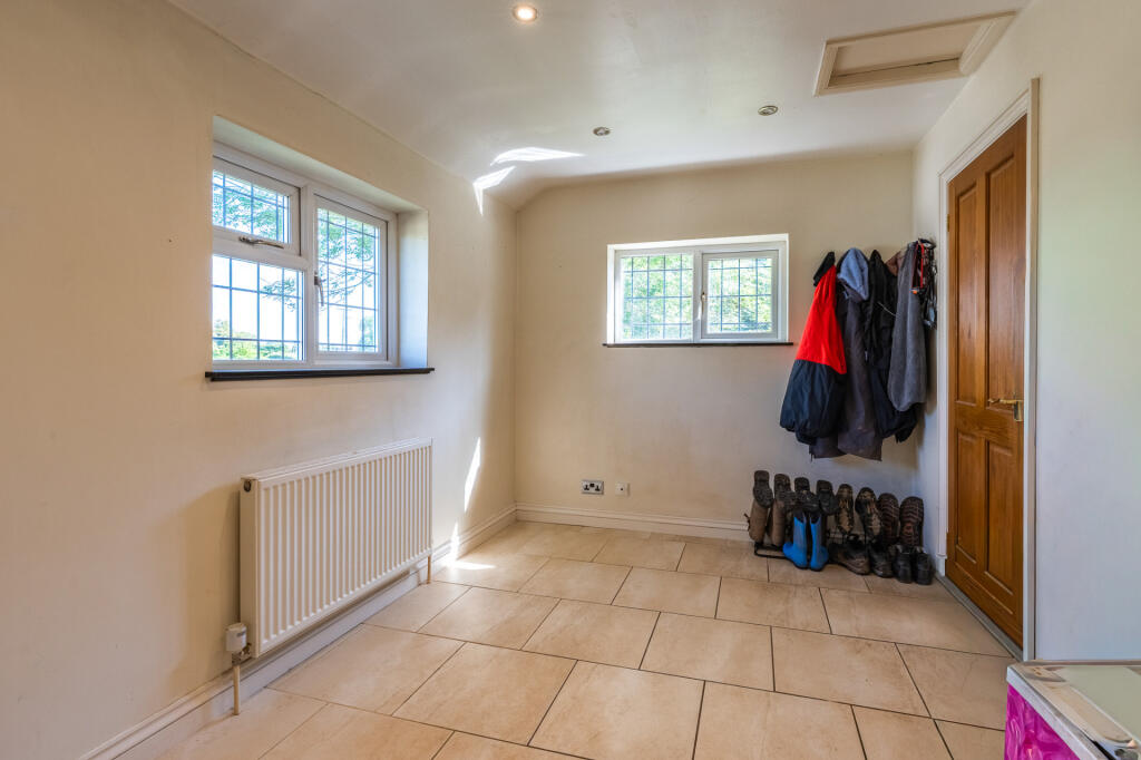 Ashfield, Leigh Sinton, Malvern photo 4