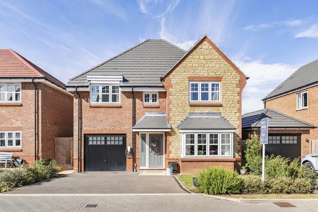 4-bed detached on Richings Place, Faringdon, Oxfordshire, SN7, £485,000