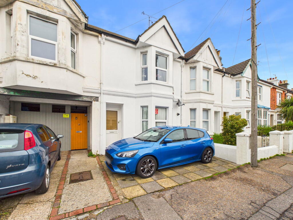 Becket Road, Worthing, BN14 7EU