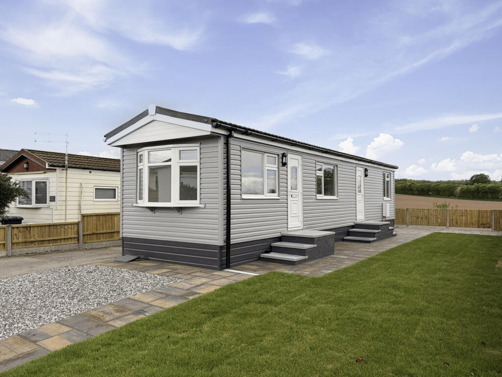 Main image of property: Fayre Oaks Home Park, Kings Acre, Hereford, HR4