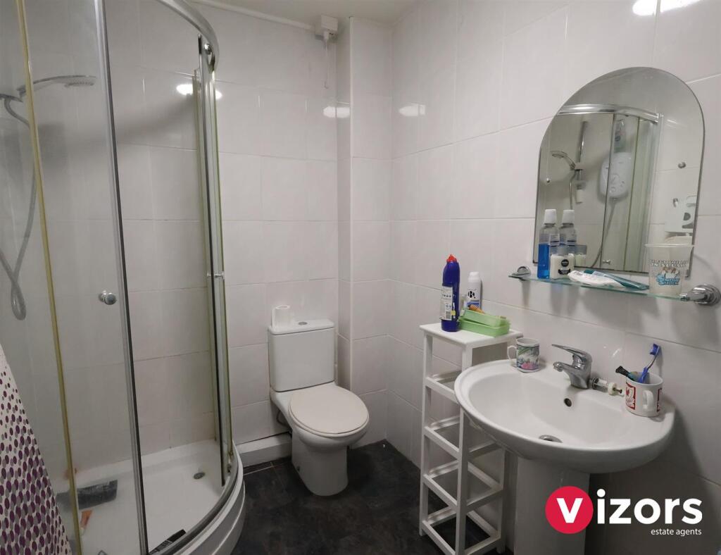 House in Redditch, Webheath - More