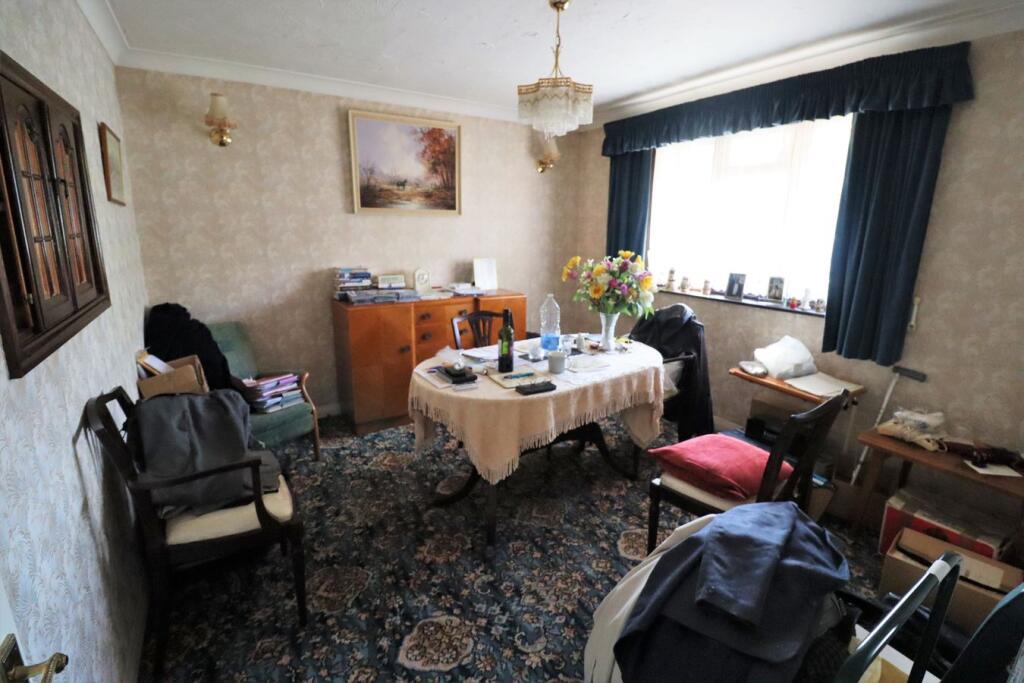 House in Rochford, Rayleigh - View 3
