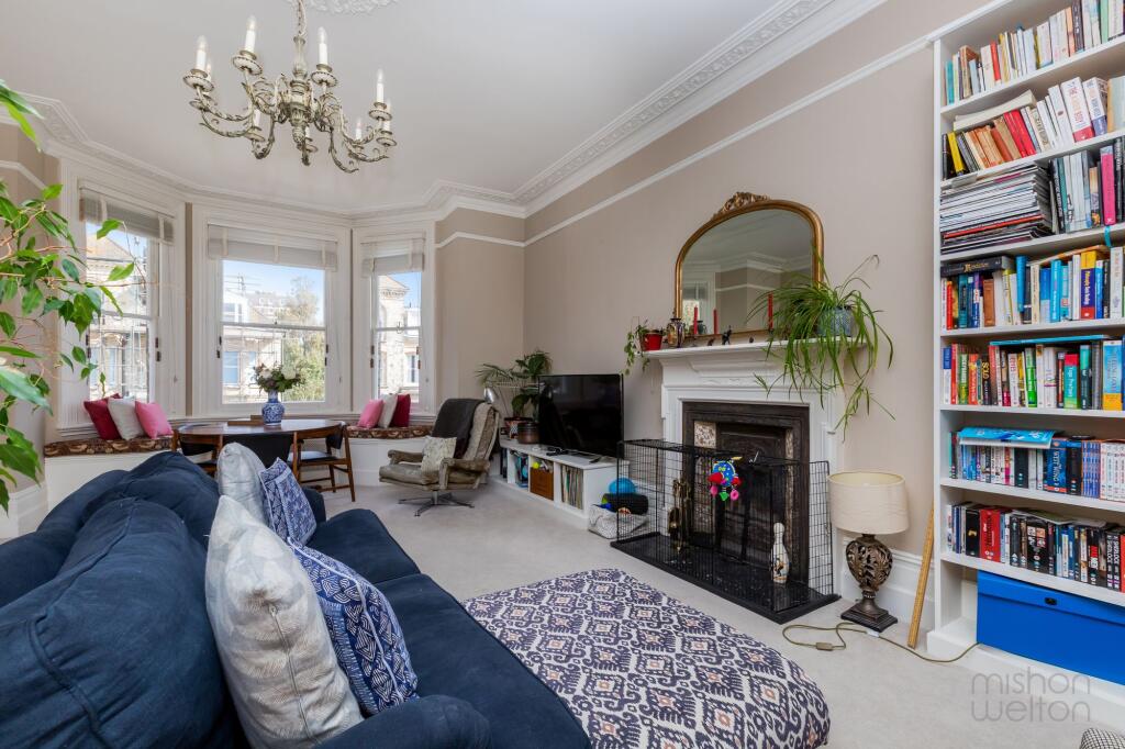 Apartment in Brighton - More