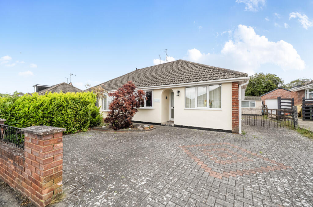 Main image of property: Summerhouse Road, Wroughton, Swindon, SN4