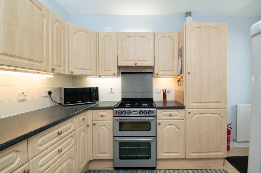 House in Perth - View 4