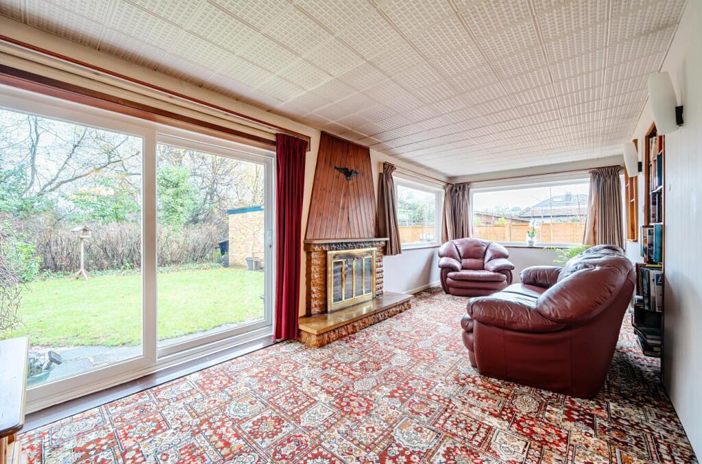 Common Close, Chandler's Ford, Eastleigh photo 2