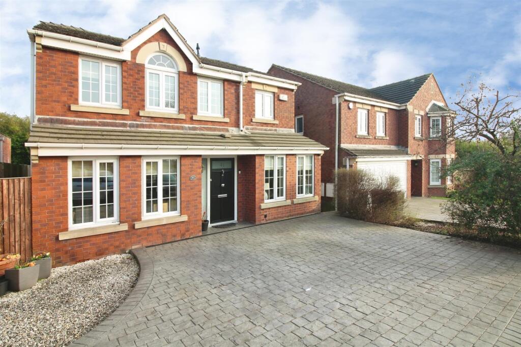 Main image of property: Castle Lodge Way, Rothwell, Leeds