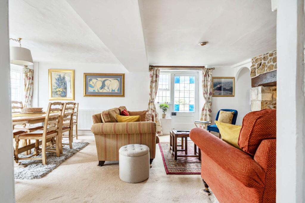 House in East Devon, Colyton - More