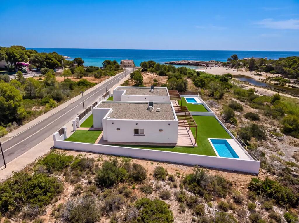 Main image of property: Catalonia, Tarragona, L`Ametlla de Mar