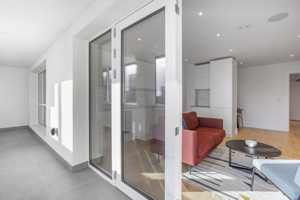 Apartment in Harrow - More