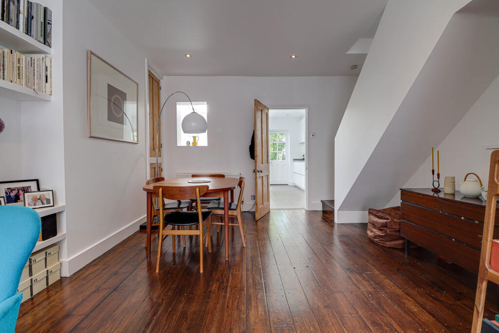 House in St Albans - View 4