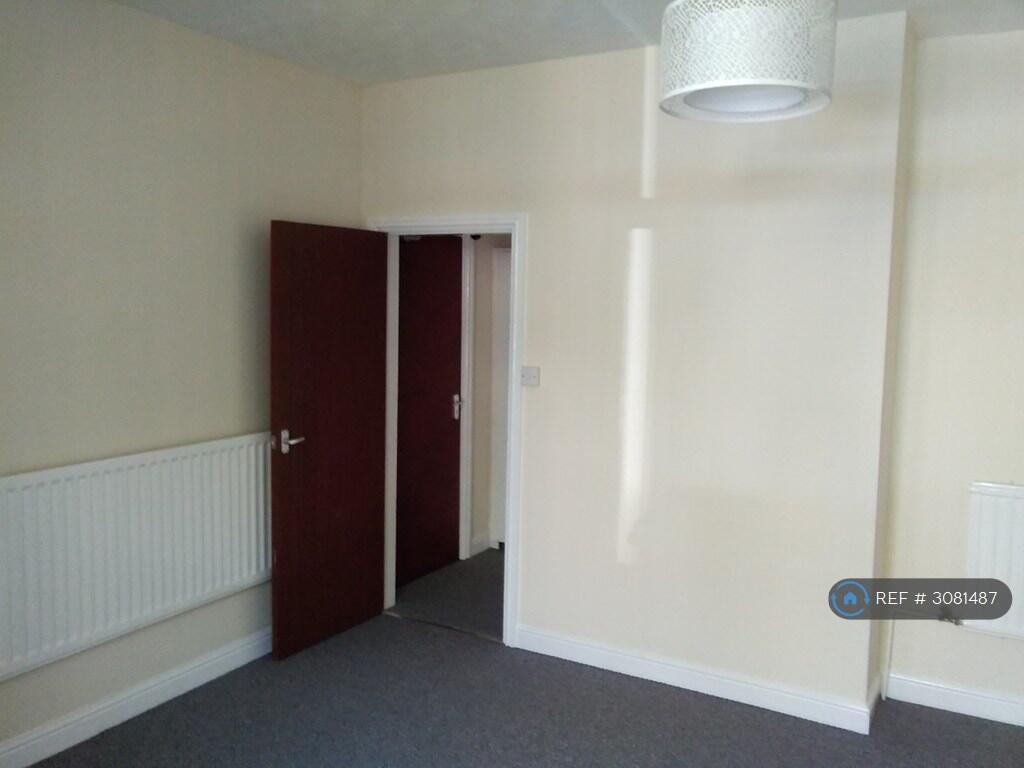 Apartment in Hull - More