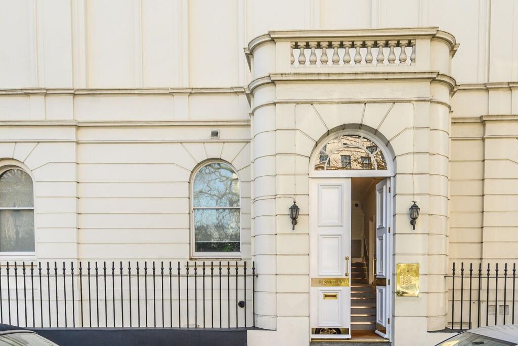 2 bedroom maisonette for rent