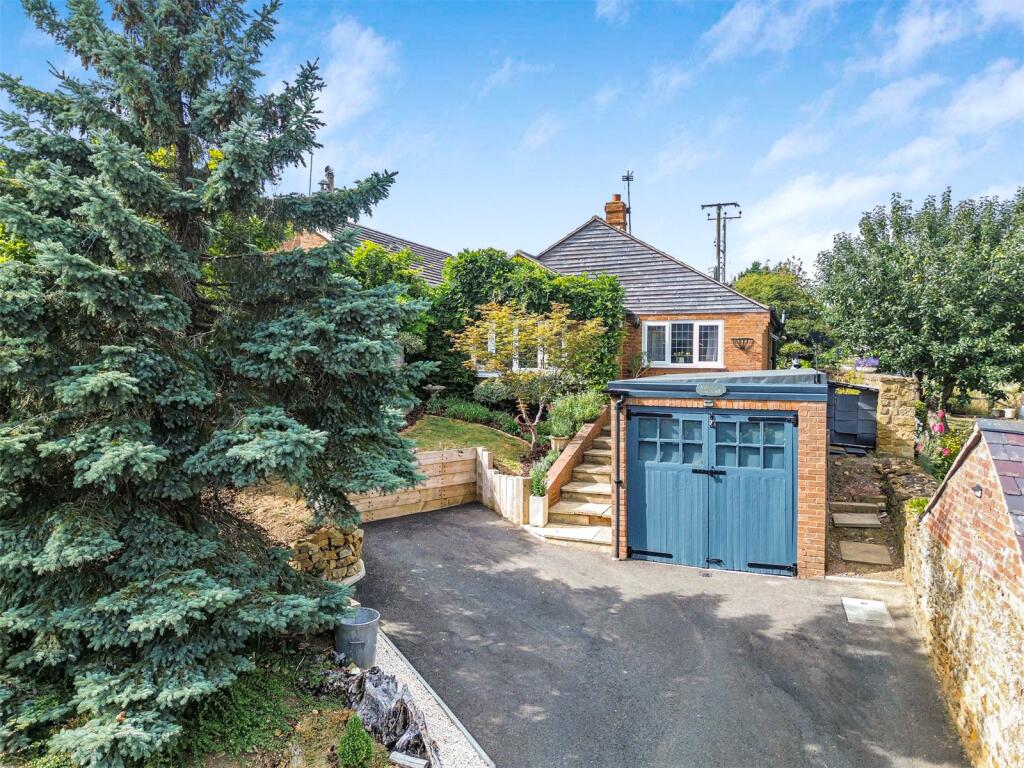 Main image of property: Chapel Lane, Little Bourton, Banbury, Oxfordshire, OX17