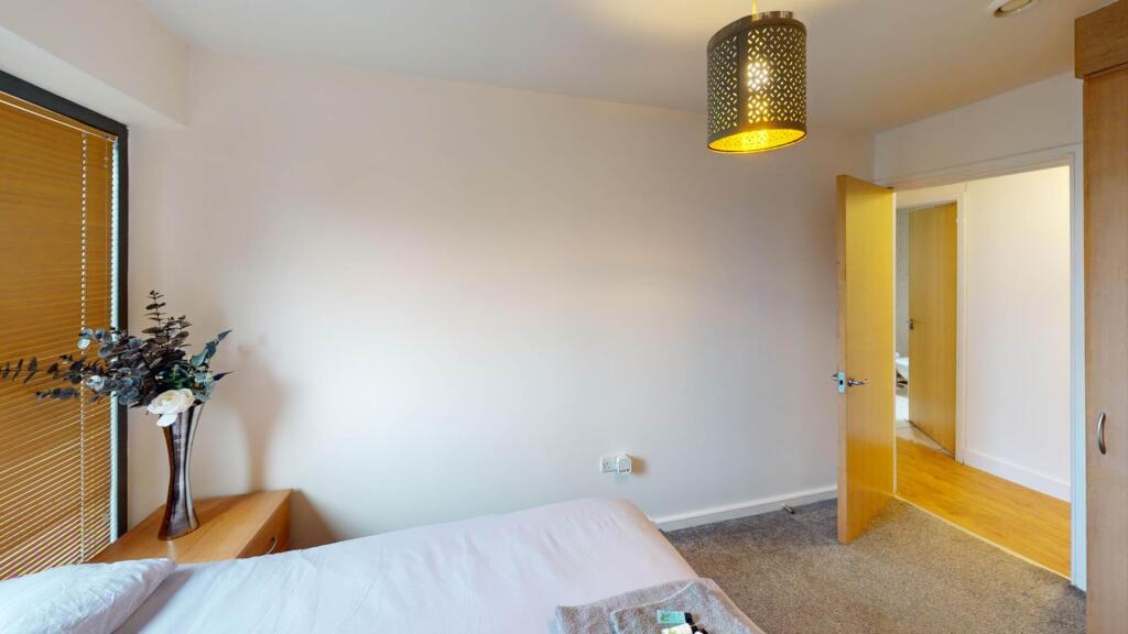 Apartment in Liverpool - View 2