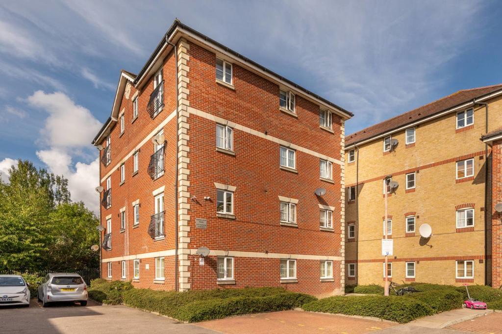 Main image of property: Admiral Court , Barking, Essex, IG11 0YA