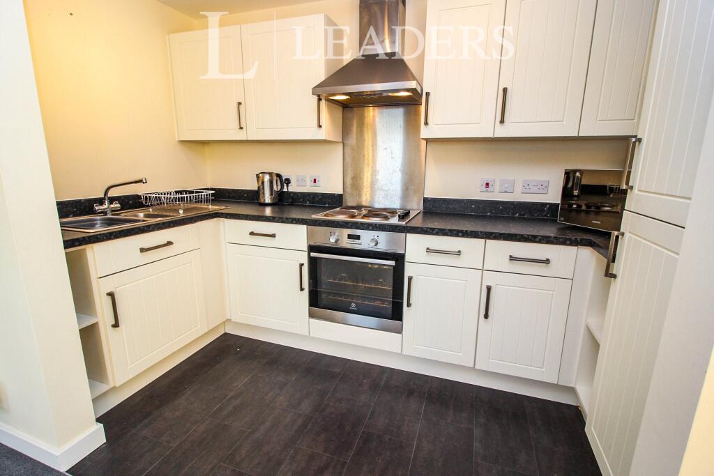 Apartment in Coventry, Tanyard Farm, Eastern Green - View 4