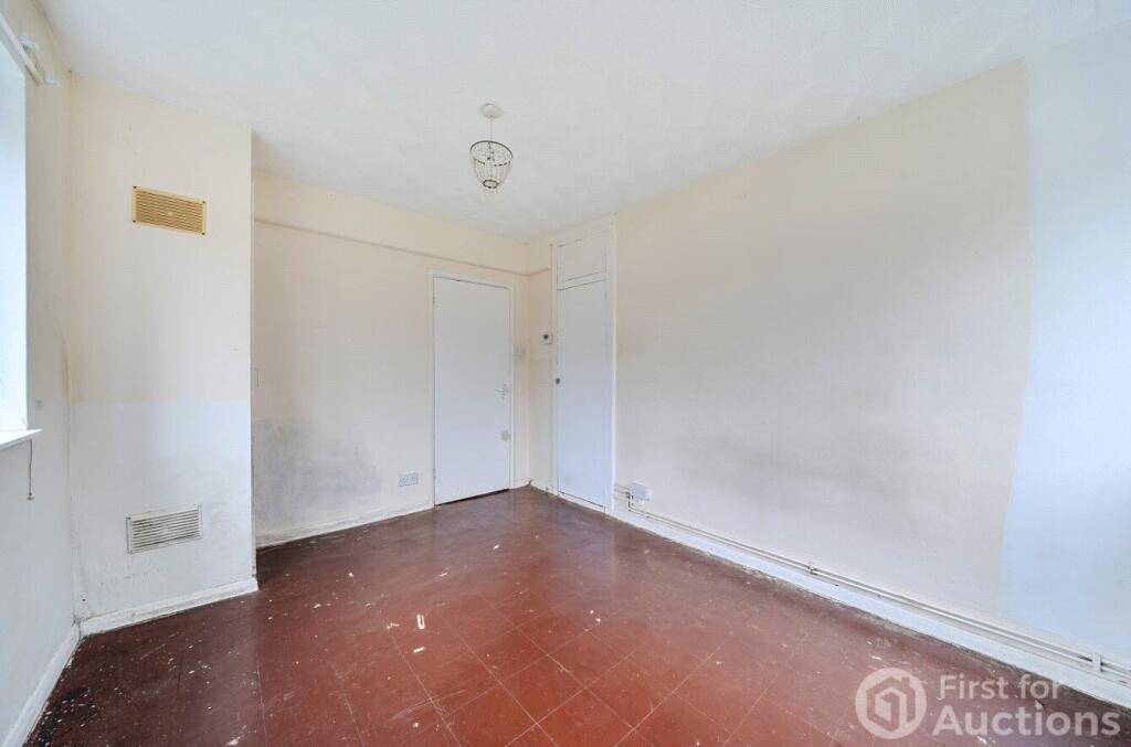 Apartment in Stevenage - More
