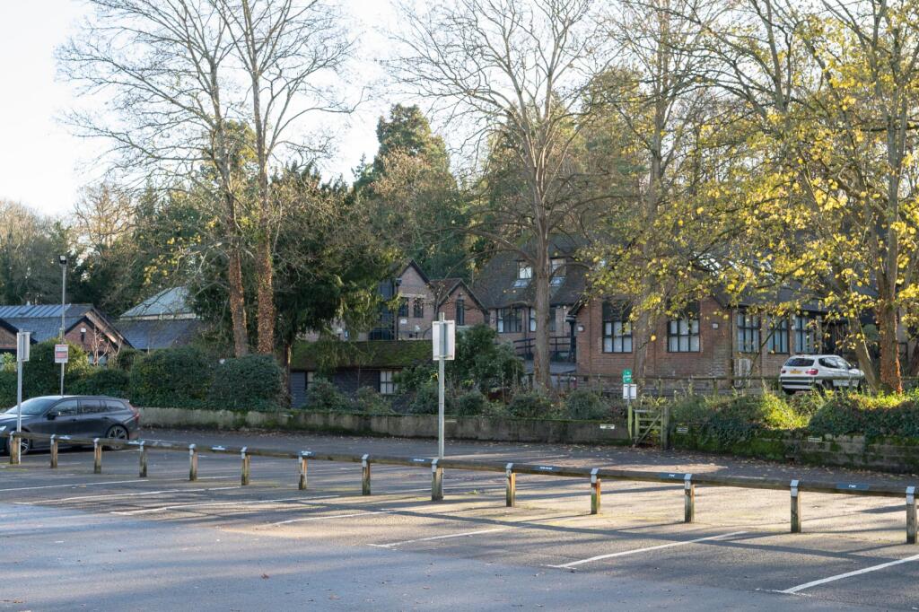 Visitor parking area by River Len
