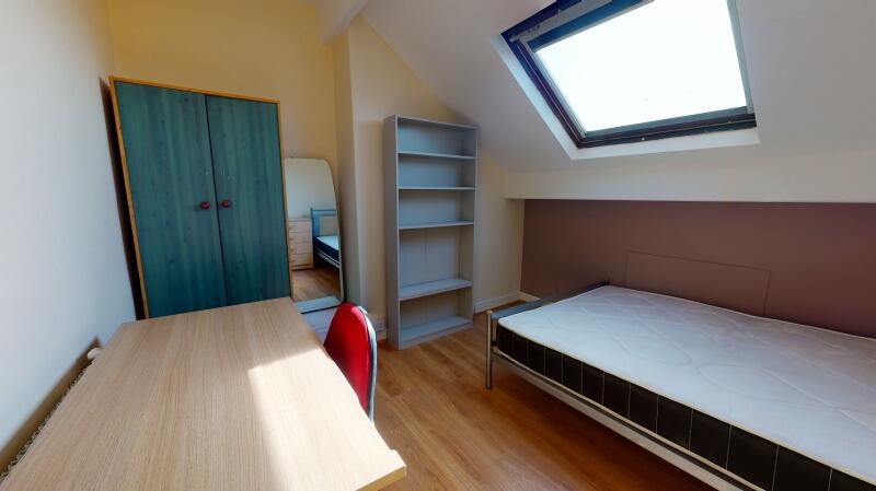 Brudenell Road, Hyde Park, Leeds – pohled 5