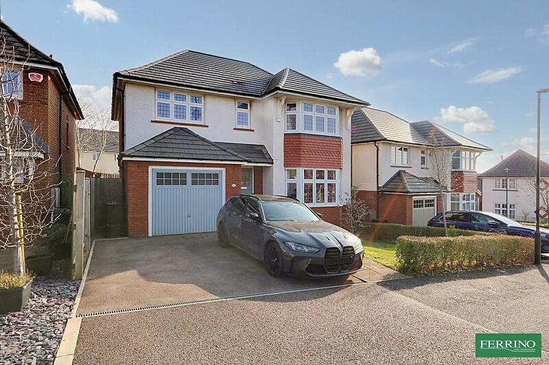 4-bed detached on Wintour Drive, Lydney. GL15 5FA, £395,000