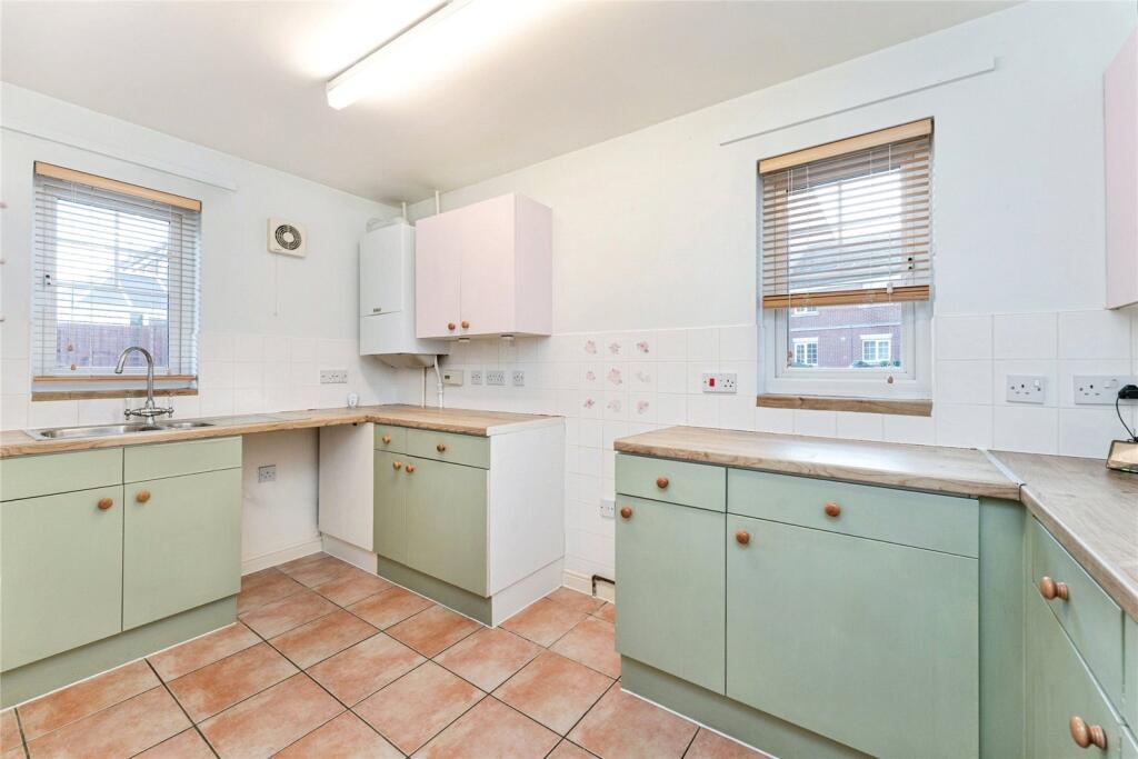 Heron Croft, Soham, Ely, Cambridgeshire, CB7 photo 4