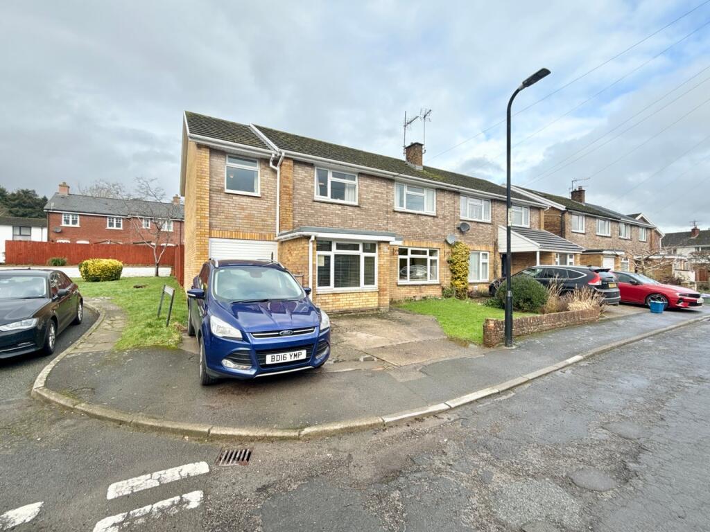 Main image of property: The Meadows, Usk, NP15