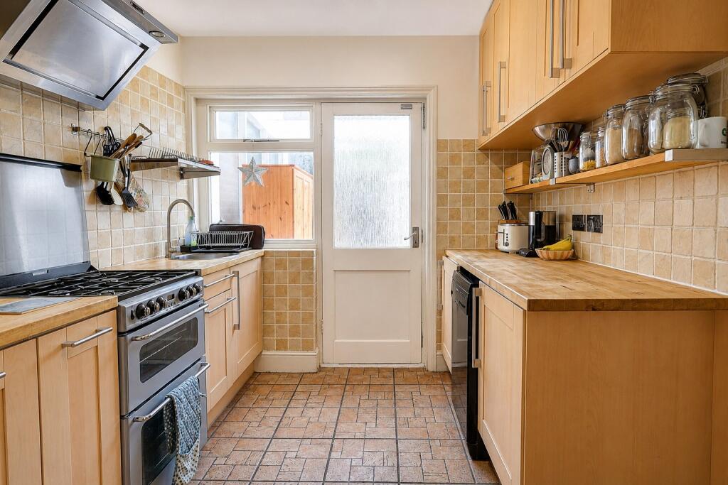House in Southampton - View 5
