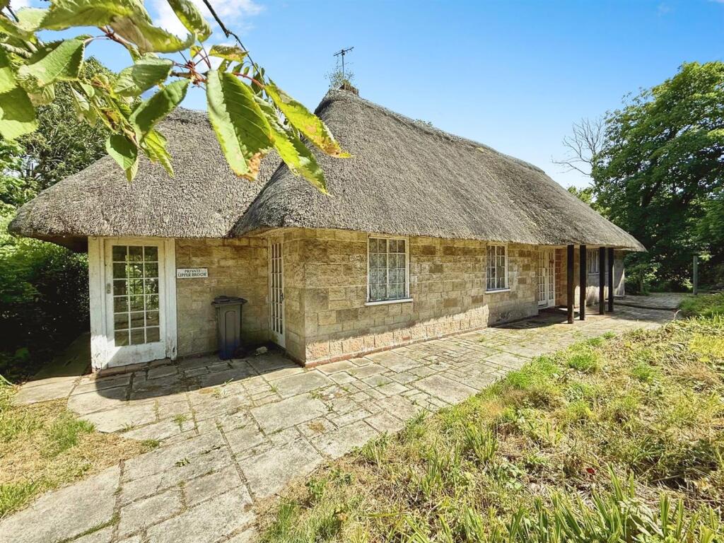 Main image of property: 8 Church Road