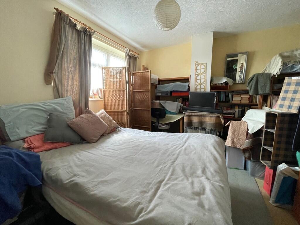 Peregrine Court, Longridge Park, Colchester photo 4