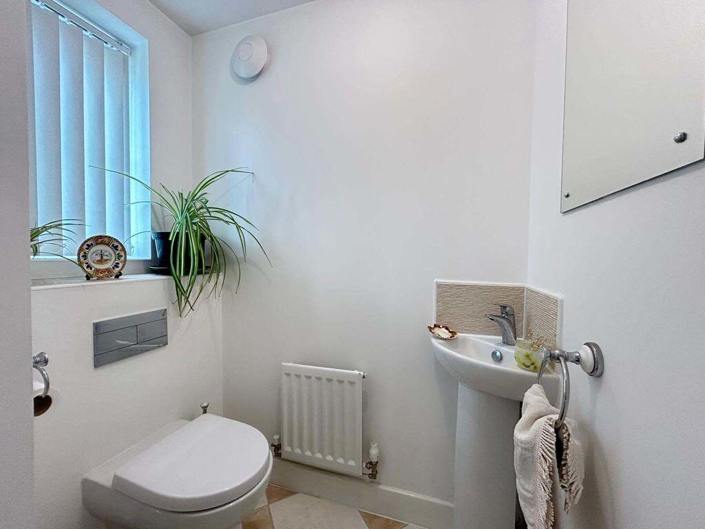 House in Walsall, West Midlands - More