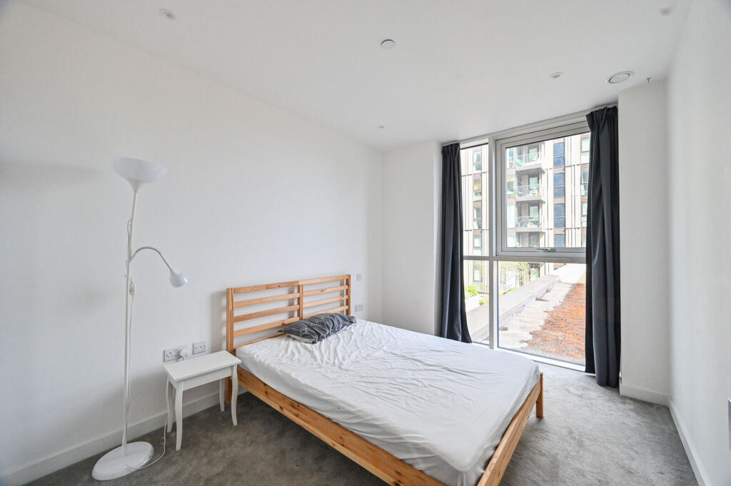 Apartment in London - View 5