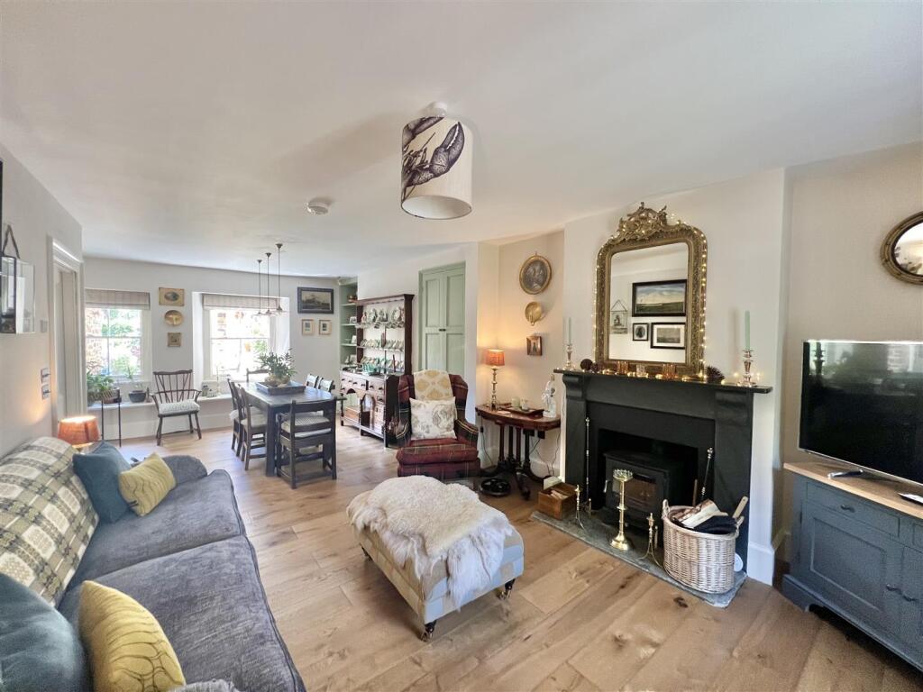House in Plymouth - View 2