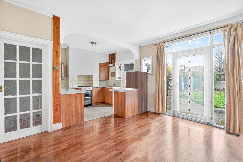 House in London, Hanwell - View 4
