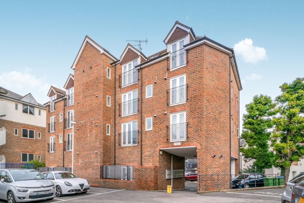 Main image of property: Home Farm House, 46 Springfield Road, Horsham, RH12