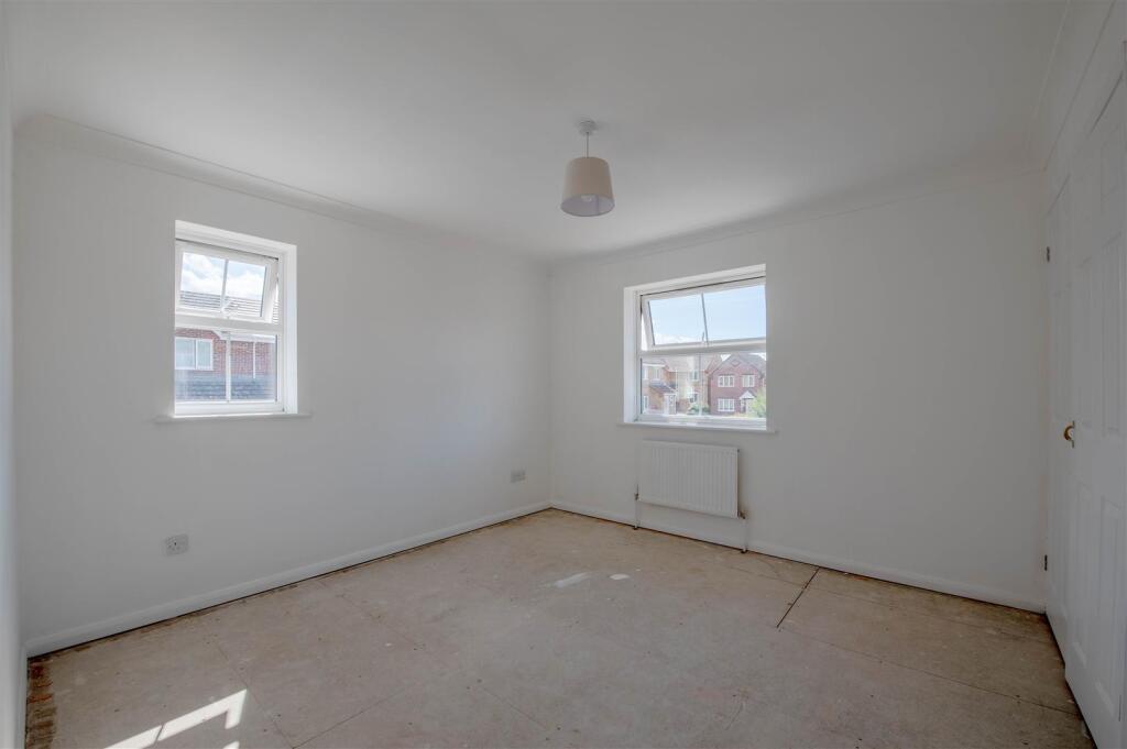 House in Northampton, Raunds - More