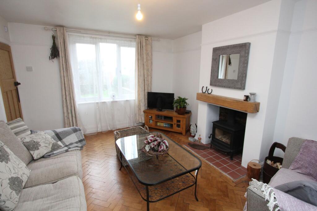 6, Glyndwr Avenue, St. Athan, CF62 photo 4